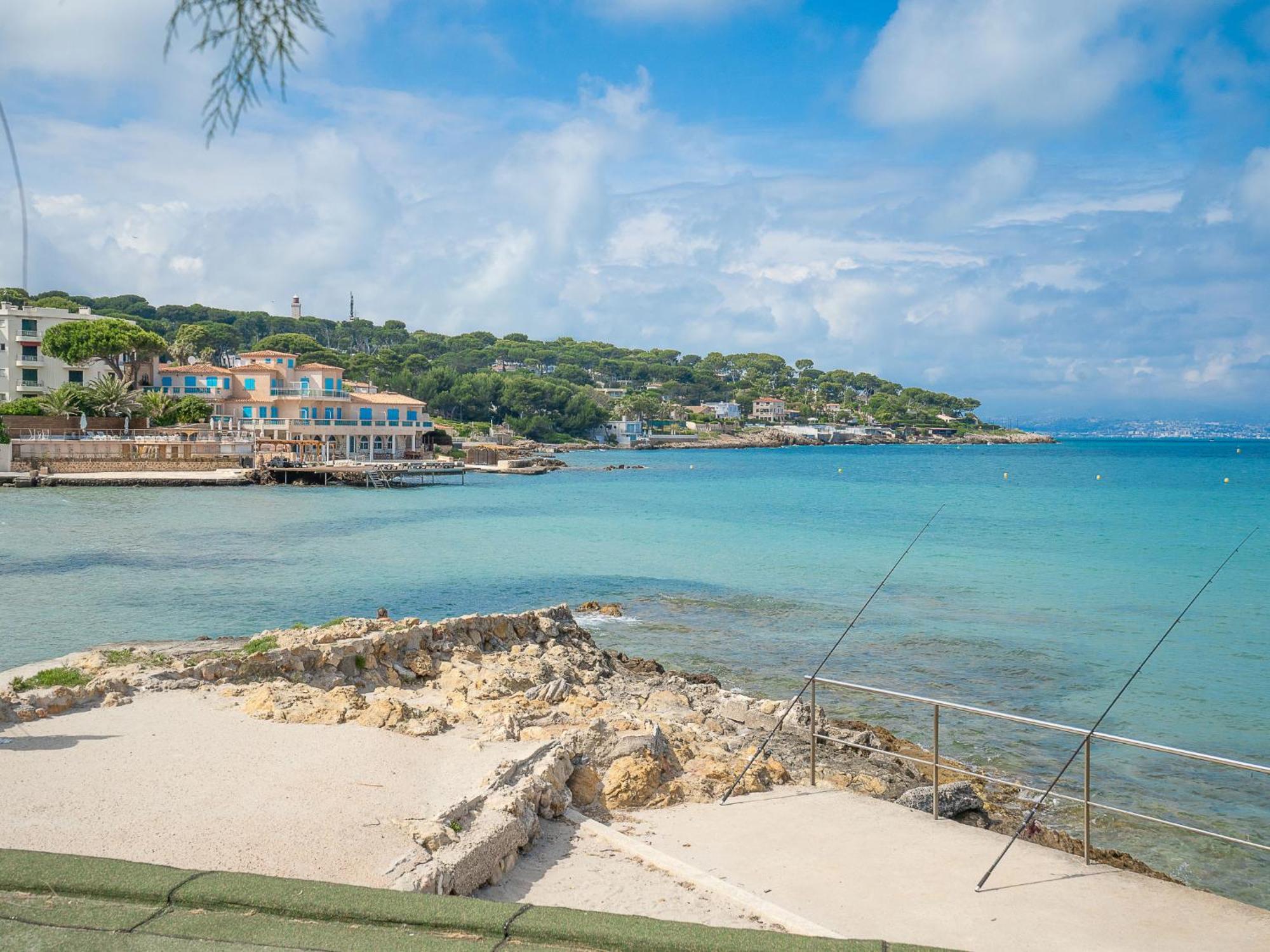 La Bouee-3 By Interhome Antibes